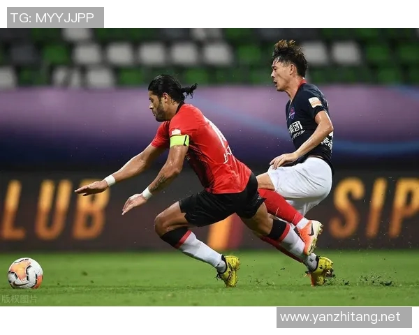 重庆足球队灵活性分析与其他球队的对比研究